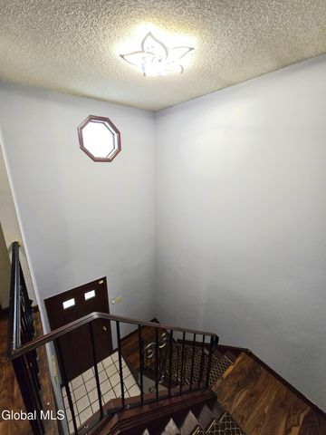 260 Donald Avenue, Schenectady, NY 12304