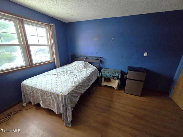 260 Donald Avenue, Schenectady, NY 12304