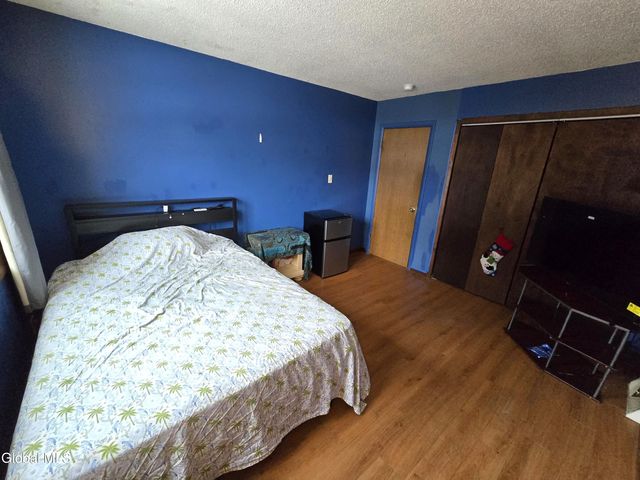 260 Donald Avenue, Schenectady, NY 12304