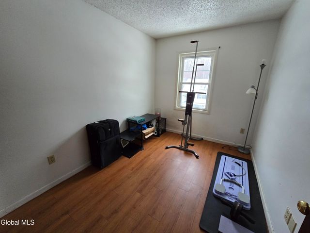 260 Donald Avenue, Schenectady, NY 12304