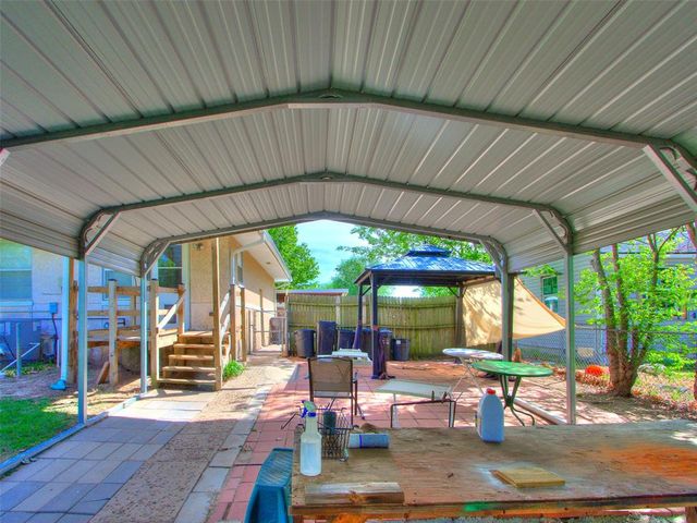 6021 NW 57th Street, Warr Acres, OK 73122