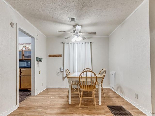 6021 NW 57th Street, Warr Acres, OK 73122