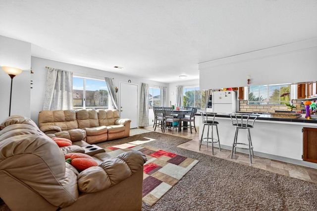 18848 Eisenhower Street, Salinas, CA 93906