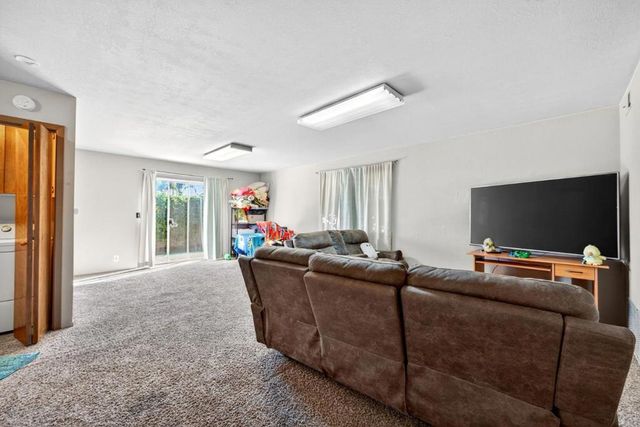 18848 Eisenhower Street, Salinas, CA 93906