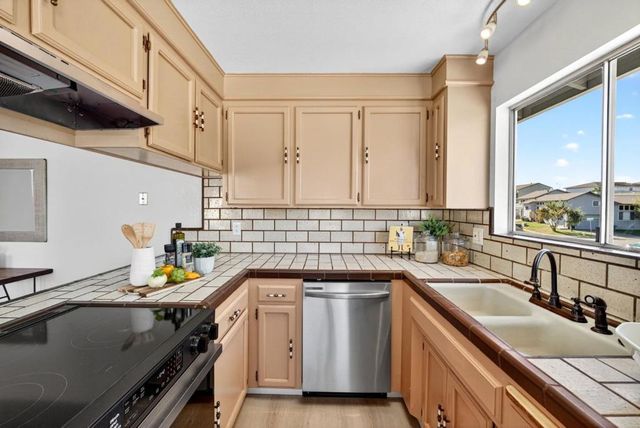 18848 Eisenhower Street, Salinas, CA 93906