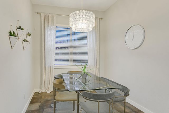 2206 Schriber ST B, Austin, TX 78704