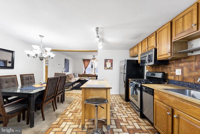 1616 EASTERN AVE, Baltimore, MD 21231