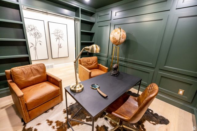 4605 S LEDGEMONT DR, Salt Lake City, UT 84124