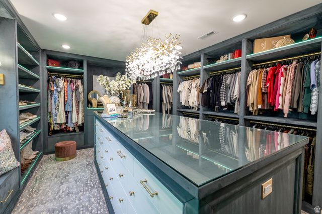 4605 S LEDGEMONT DR, Salt Lake City, UT 84124