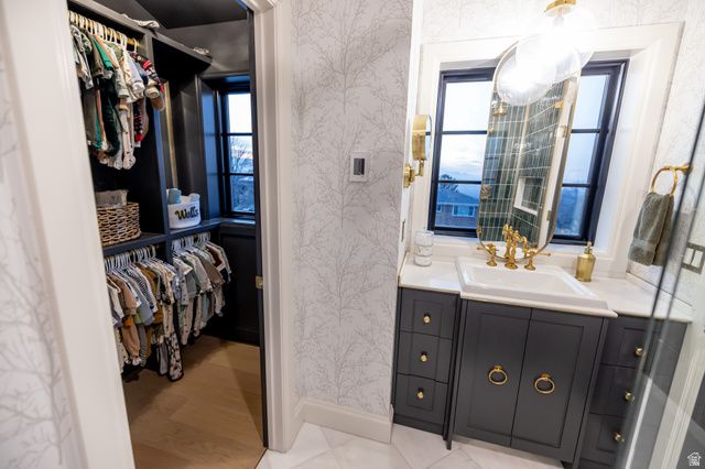 4605 S LEDGEMONT DR, Salt Lake City, UT 84124