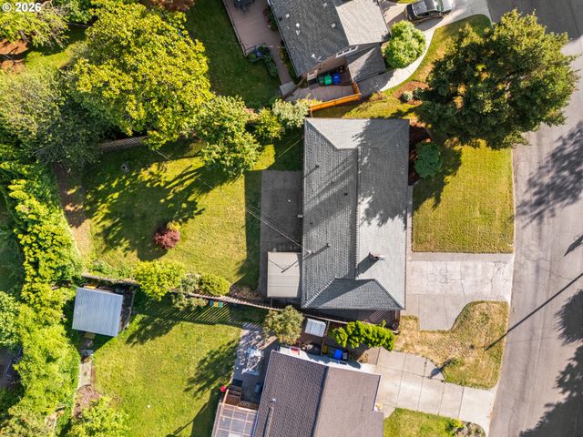 6472 Sw 46TH Pl, Portland, OR 97221