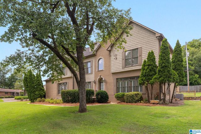 232 BEAUMONT DRIVE, Vestavia Hills, AL 35216