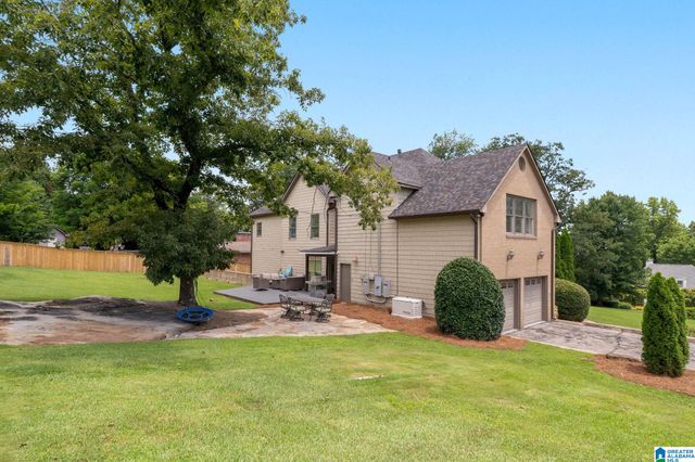 232 BEAUMONT DRIVE, Vestavia Hills, AL 35216