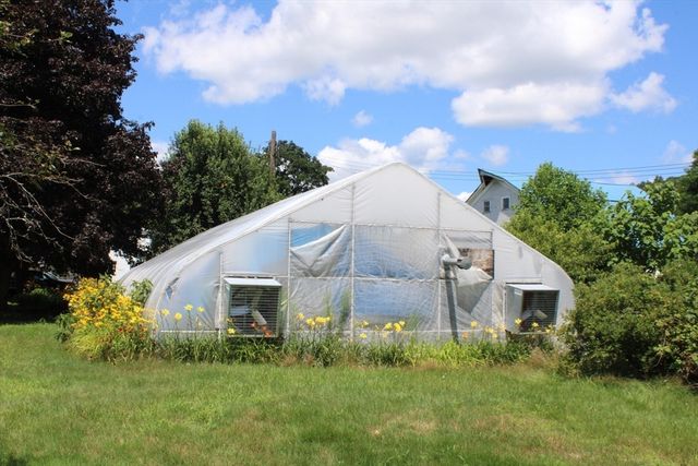 727 Brattleboro Rd, Bernardston, MA 01337