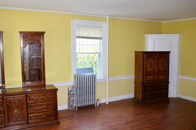 727 Brattleboro Rd, Bernardston, MA 01337