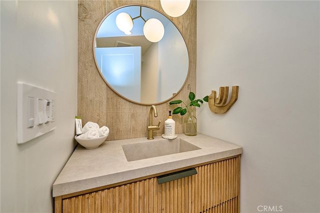 4841 Windsong, La Palma, CA 90623