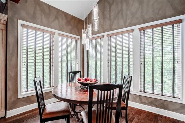 9321 W 156 Place, Overland Park, KS 66221