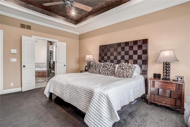 9321 W 156 Place, Overland Park, KS 66221