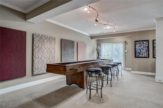 9321 W 156 Place, Overland Park, KS 66221