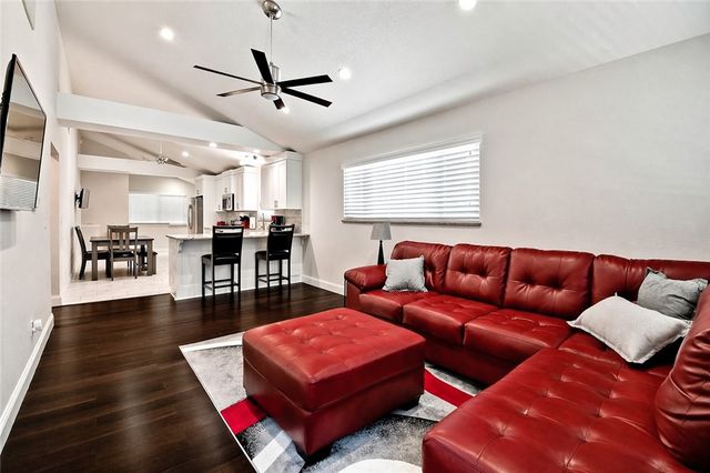 16564 Cypress Lane, Rogers, AR 72756