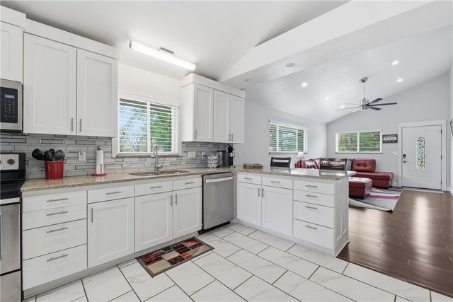 16564 Cypress Lane, Rogers, AR 72756