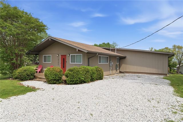 16564 Cypress Lane, Rogers, AR 72756