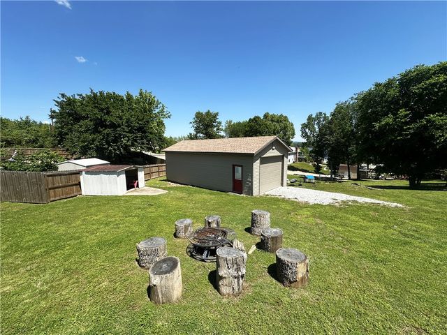 16564 Cypress Lane, Rogers, AR 72756
