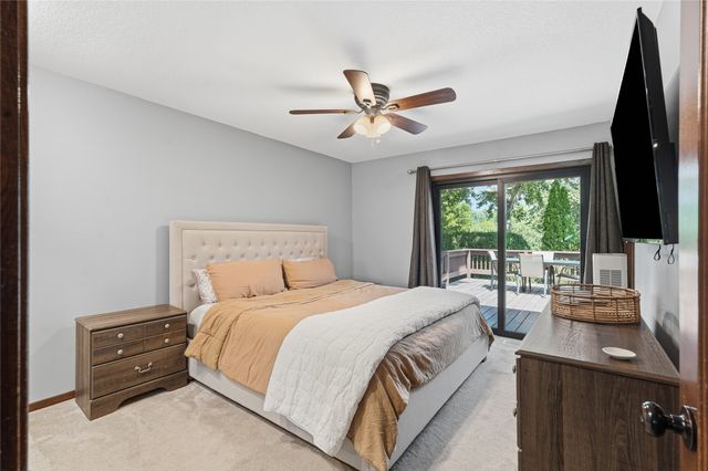 402 NW Sturbridge Street, Ankeny, IA 50023