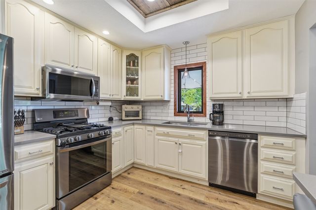402 NW Sturbridge Street, Ankeny, IA 50023