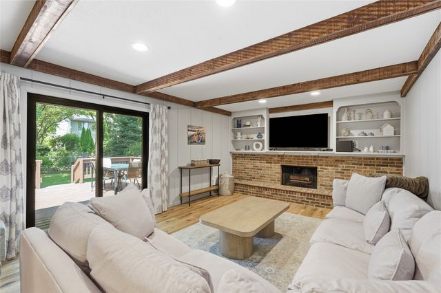 402 NW Sturbridge Street, Ankeny, IA 50023
