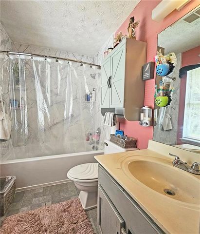 708 Greenhedge Drive, Stone Mountain, GA 30088