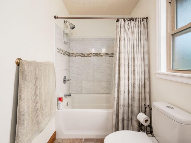 3738 Saint Paul Road, Ashville, OH 43103