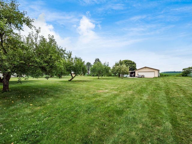 3738 Saint Paul Road, Ashville, OH 43103