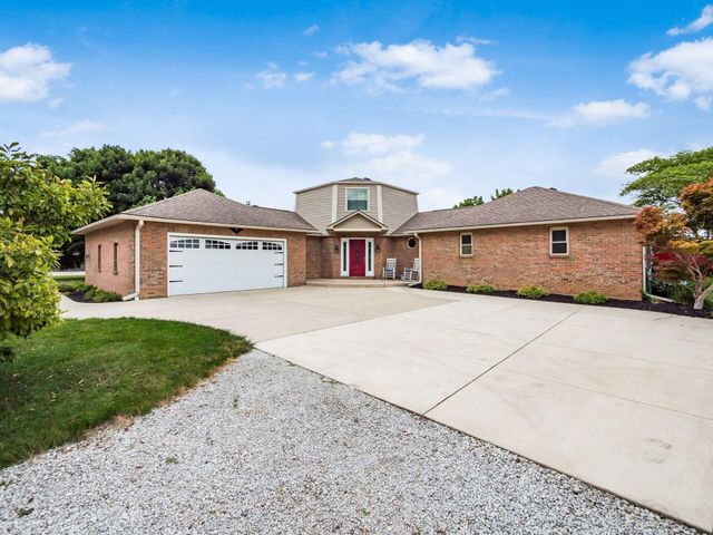 3738 Saint Paul Road, Ashville, OH 43103