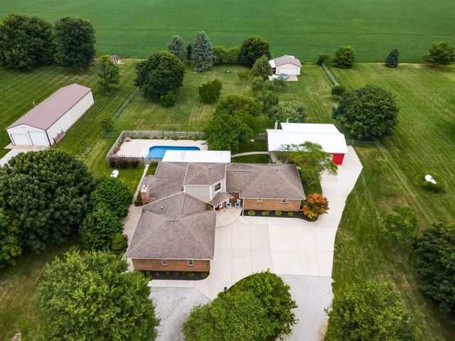 3738 Saint Paul Road, Ashville, OH 43103