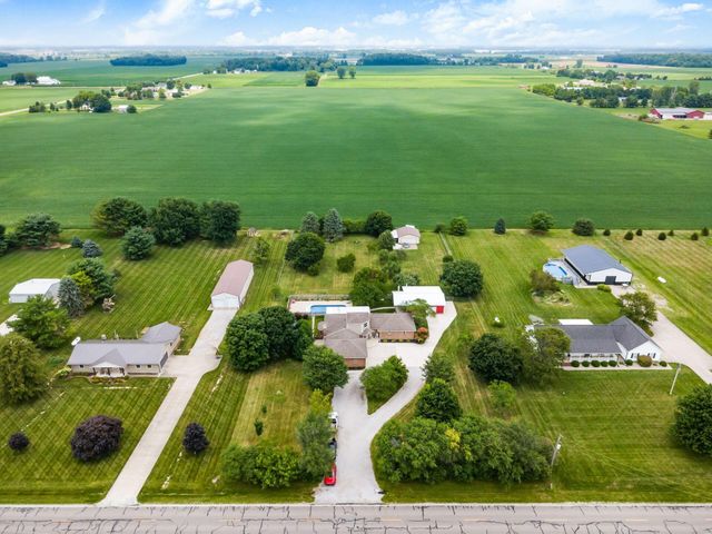 3738 Saint Paul Road, Ashville, OH 43103