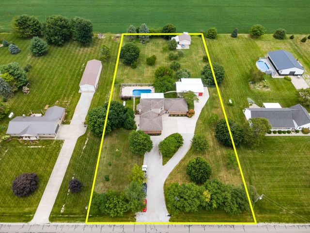 3738 Saint Paul Road, Ashville, OH 43103