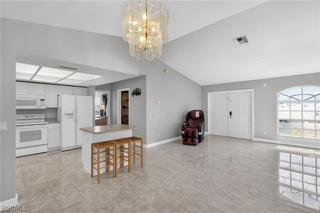 2119 SE 3rd ST, Cape Coral, FL 33990