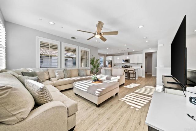 1148 Calle Obsidiana 3, Chula Vista, CA 91913