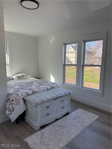825 Oak Avenue SE, Massillon, OH 44646
