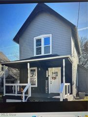 825 Oak Avenue SE, Massillon, OH 44646