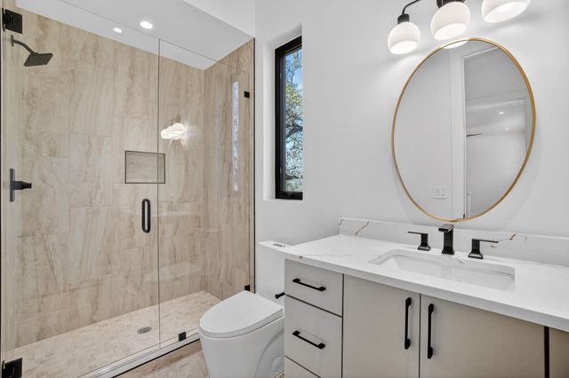 434 Brady LN, West Lake Hills, TX 78746