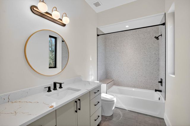 434 Brady LN, West Lake Hills, TX 78746