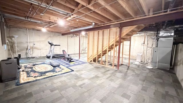 596 W Dalton Drive, Round Lake, IL 60073