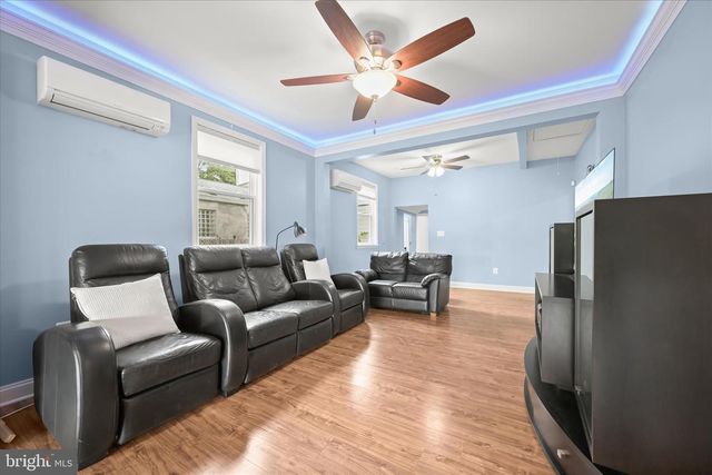 7720 W SHORE RD, Pasadena, MD 21122