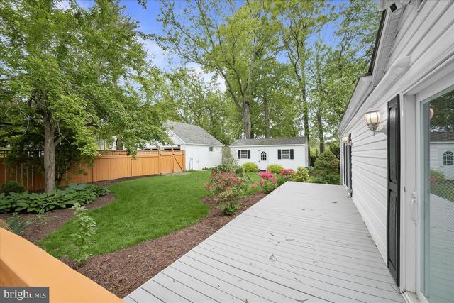 7720 W SHORE RD, Pasadena, MD 21122