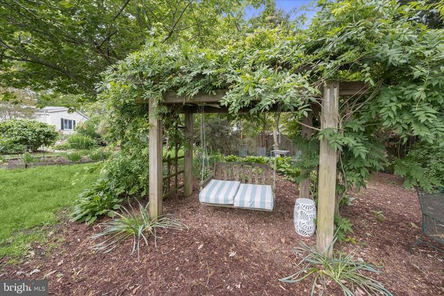 7720 W SHORE RD, Pasadena, MD 21122