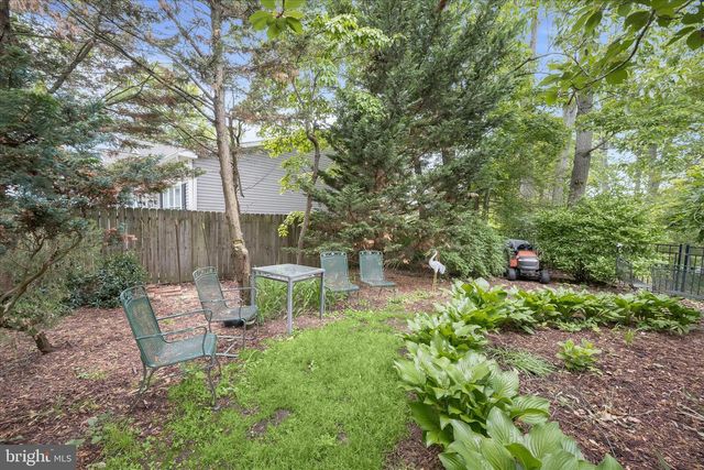 7720 W SHORE RD, Pasadena, MD 21122