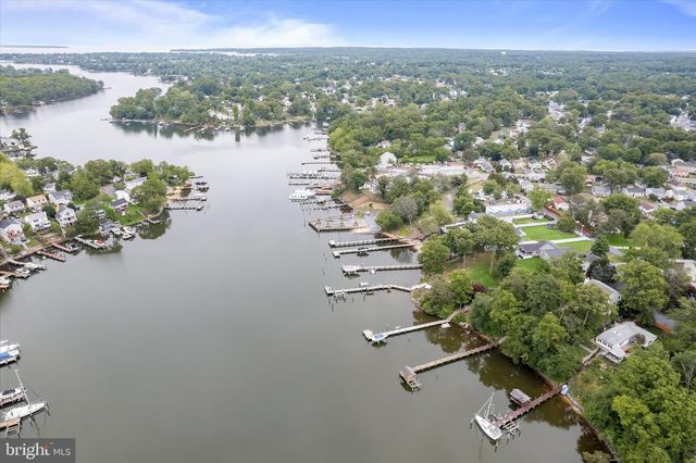 7720 W SHORE RD, Pasadena, MD 21122