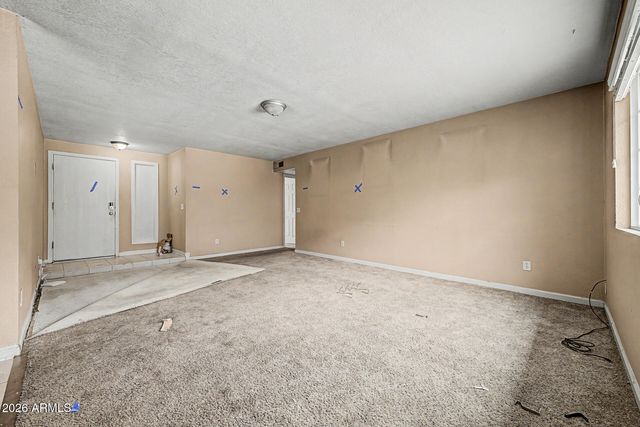 8925 W MEADOWBROOK Avenue, Phoenix, AZ 85037